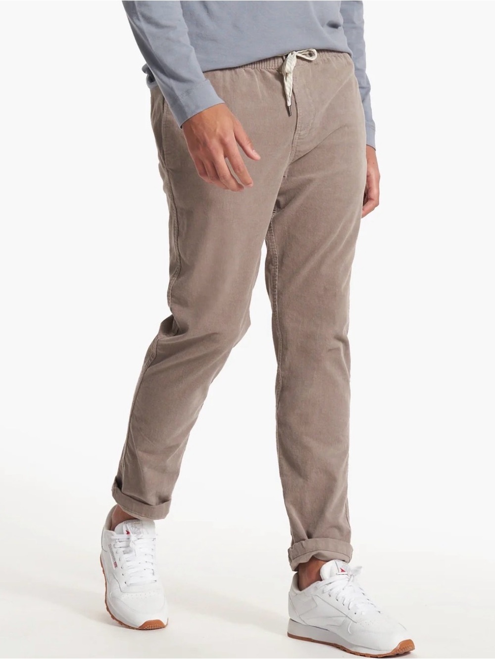 Vuori men’s medium optimist pant walnut corduroy performance athleisure